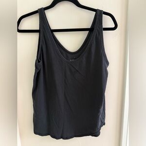 Everlane air cami in black size M